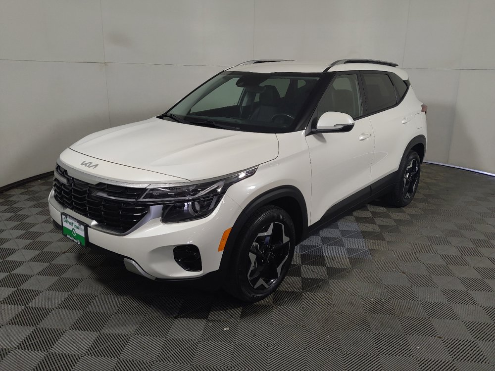 Used 2025 Kia Seltos S FWD image 2