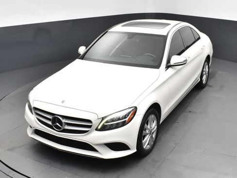 Used 2019 Mercedes-Benz C 300 4MATIC Sedan w/ Premium Package image 18