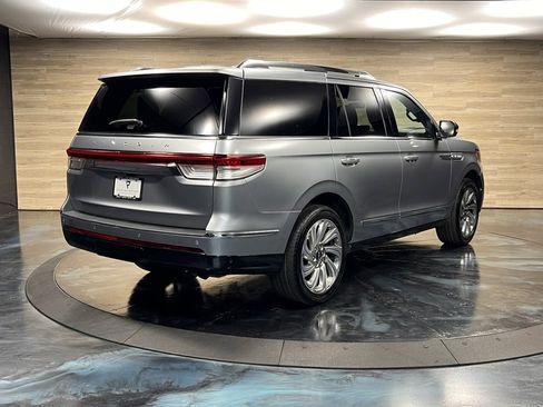 Used 2023 Lincoln Navigator Reserve image 22