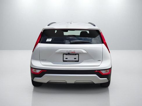 New 2026 Kia Niro LX FWD image 5