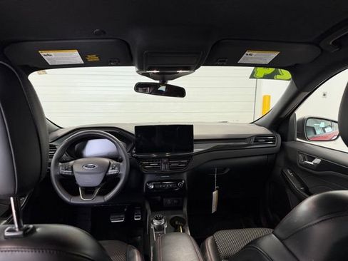 Used 2024 Ford Escape ST-Line w/ Tech Pack #1 AWD/4WD image 22