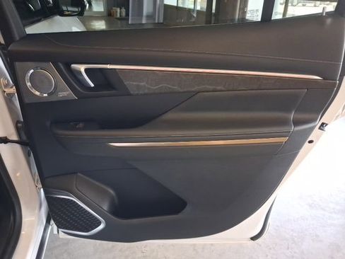 Used 2025 Buick Enclave Avenir w/ Super Cruise Package image 30