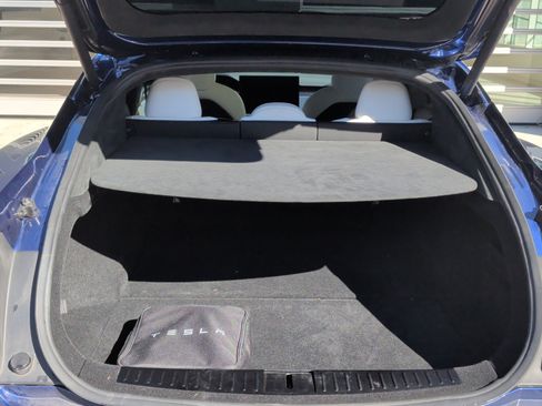 Used 2022 Tesla Model S image 31