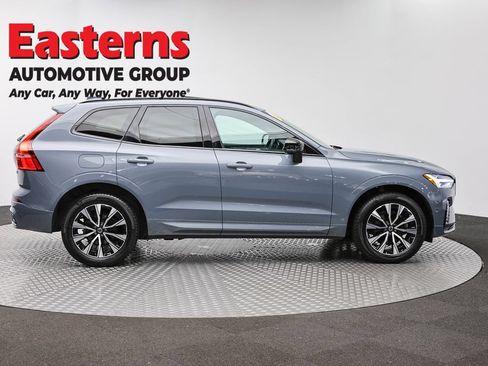 Used 2023 Volvo XC60 B5 Plus AWD/4WD image 4