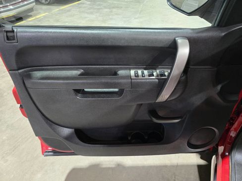 Used 2011 Chevrolet Silverado 1500 LT w/ All-Star Edition image 30