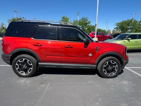 Used 2023 Ford Bronco Sport Outer Banks w/ Tech Package AWD/4WD image 4