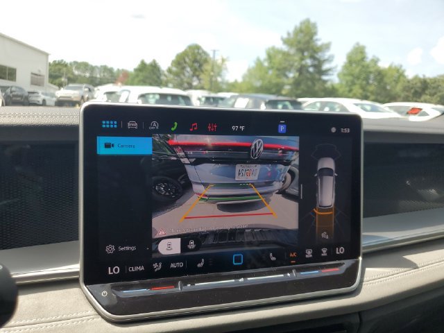 New 2026 Volkswagen Tiguan SE R-Line FWD image 23