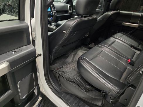 Used 2019 Ford F150 Lariat w/ Equipment Group 502A Luxury AWD/4WD image 36