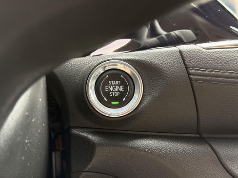 Used 2023 Buick Encore GX Essence w/ Experience Buick Package FWD image 15