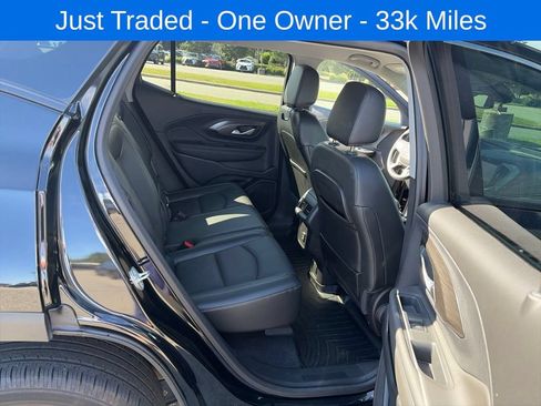 Used 2023 GMC Terrain SLT w/ Infotainment Package II FWD image 14