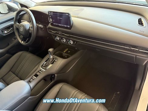 Certified 2024 Honda HR-V EX-L image 9