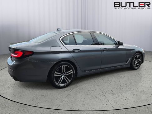 Used 2021 BMW 530i xDrive w/ Premium Package AWD/4WD image 12