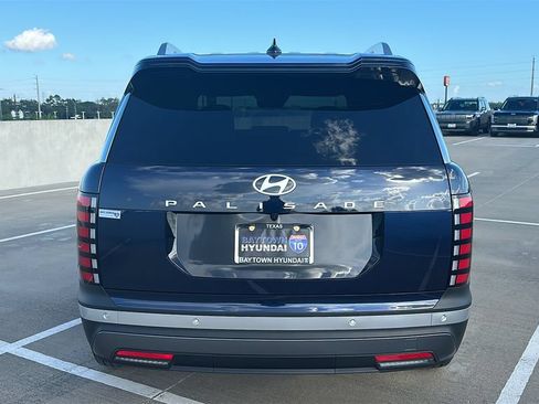 Used 2026 Hyundai Palisade SEL FWD image 12