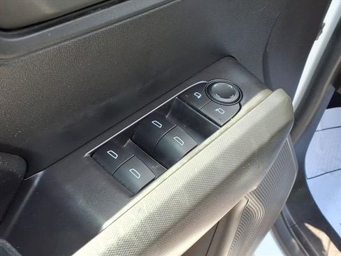 Used 2023 Chevrolet Colorado W/T AWD/4WD image 22