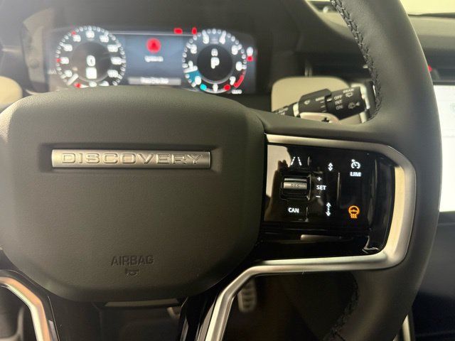 Used 2026 Land Rover Discovery Sport Landmark AWD/4WD image 18