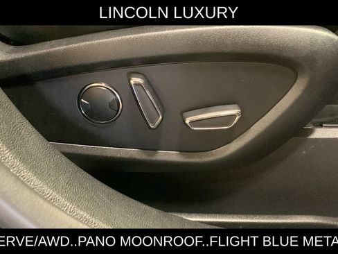 Used 2023 Lincoln Nautilus Reserve AWD/4WD image 13