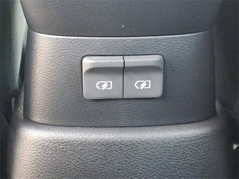 New 2025 Nissan Versa S w/ Trunk Package image 7