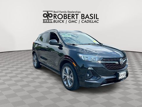 Used 2023 Buick Encore GX Select w/ Sport Touring Package FWD image 2