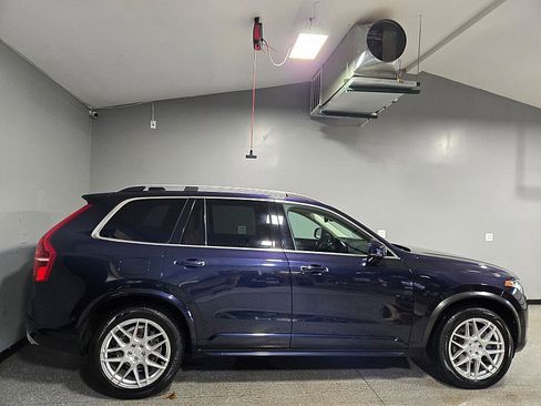 Used 2016 Volvo XC90 T6 Momentum w/ Momentum Plus Package image 2