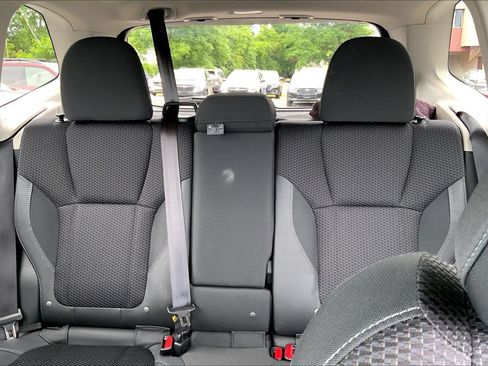 Certified 2024 Subaru Forester Premium AWD/4WD image 34