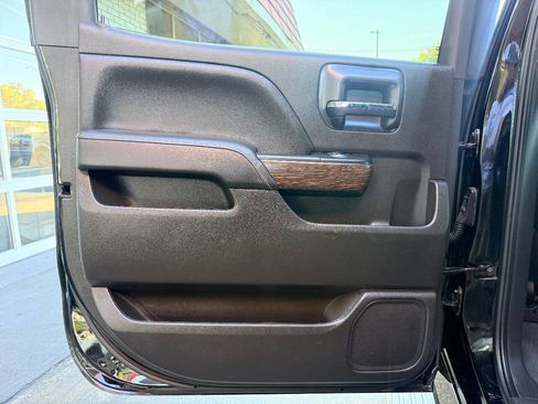 Used 2018 GMC Sierra 1500 Denali w/ Denali Ultimate Package AWD/4WD image 32