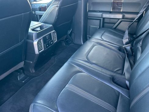 Used 2017 Ford F150 Platinum w/ Equipment Group 701A Luxury AWD/4WD image 4