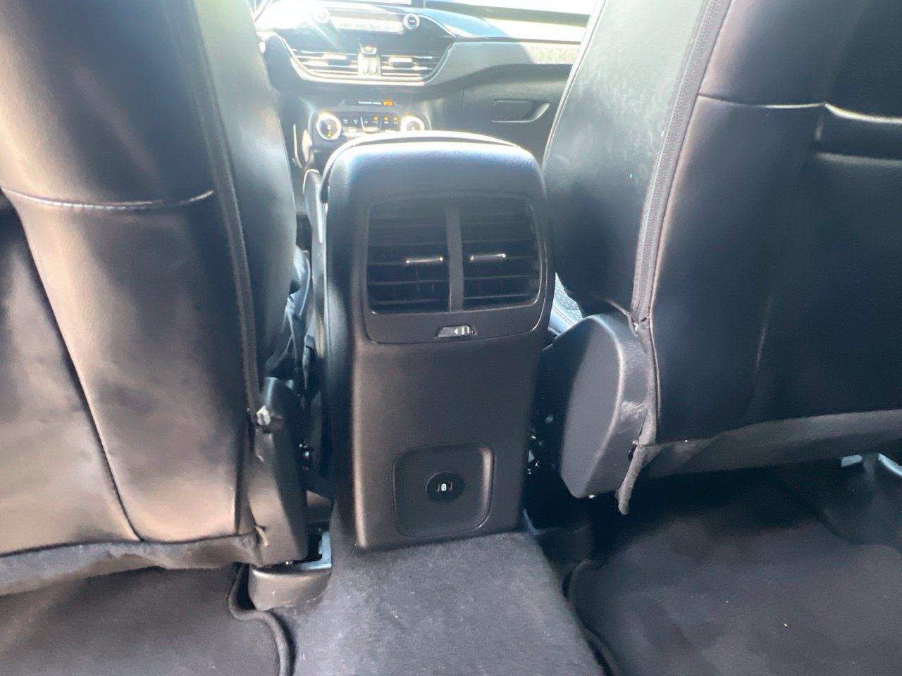 Used 2024 Ford Escape ST-Line FWD image 15