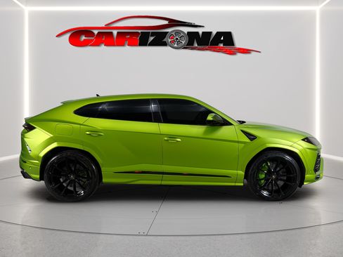 Used 2020 Lamborghini Urus AWD/4WD image 5