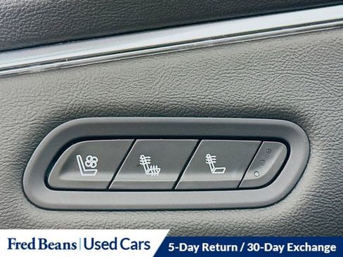 Used 2021 Cadillac Escalade ESV Sport w/ Driver Assist Tech Package image 22