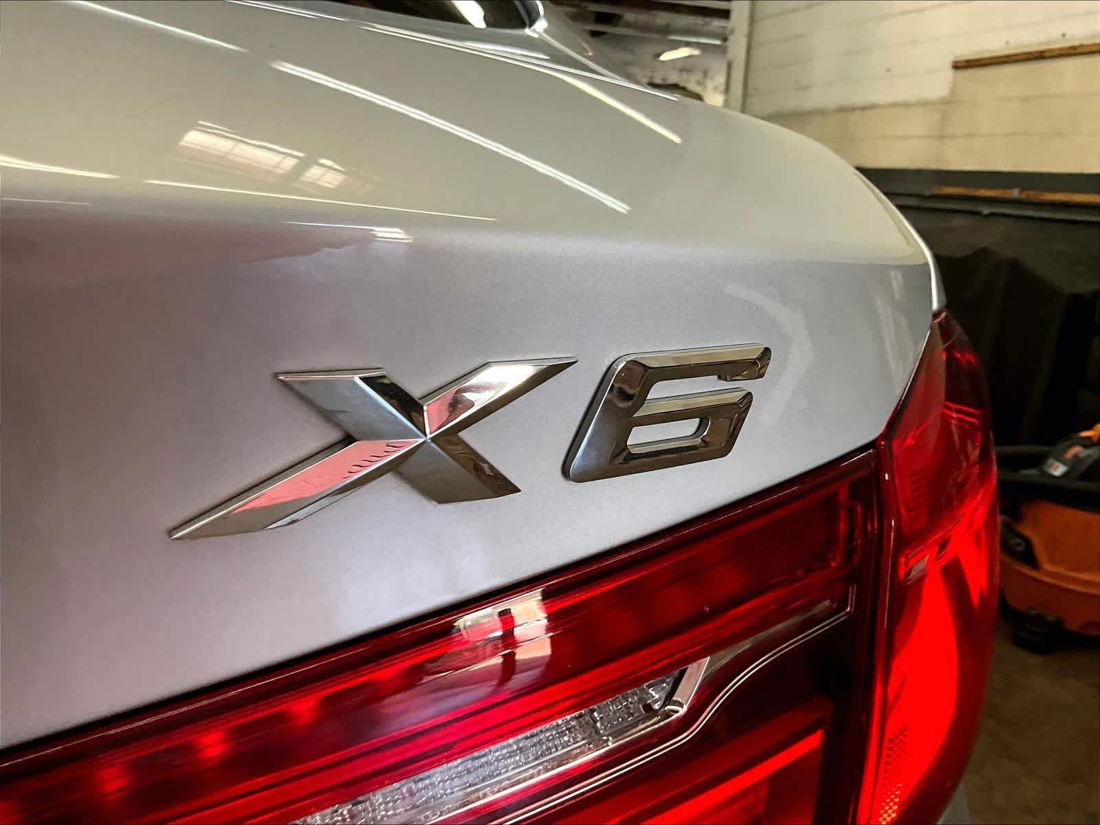 Used 2018 BMW X6 xDrive35i AWD/4WD image 11