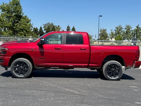 New 2026 RAM 2500 Laramie AWD/4WD image 6