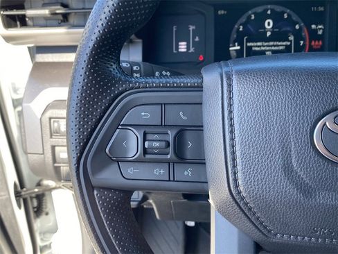 Certified 2025 Toyota Tacoma SR5 image 25