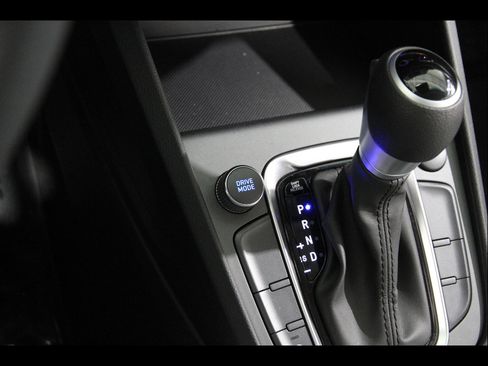 Used 2022 Hyundai Kona SEL image 15