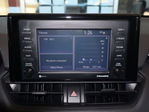 Used 2021 Toyota RAV4 XLE AWD/4WD image 24