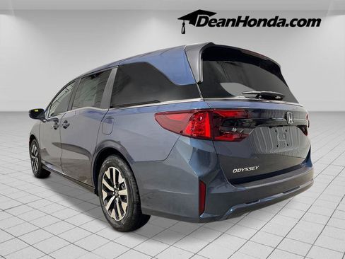 New 2026 Honda Odyssey EX-L image 3