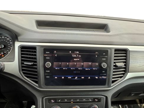 Used 2021 Volkswagen Atlas SE w/ Panoramic Sunroof Package FWD image 15