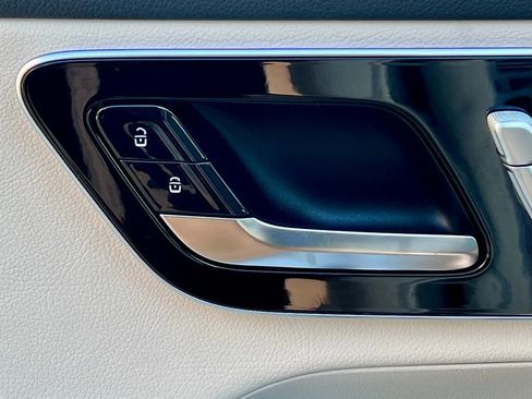 Certified 2026 Mercedes-Benz GLC 300 4MATIC image 35