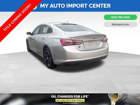 Used 2019 Chevrolet Malibu LT image 9
