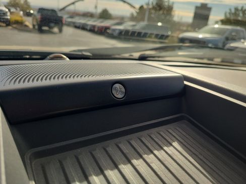 Certified 2018 Ford F150 Lariat w/ Equipment Group 502A Luxury image 27