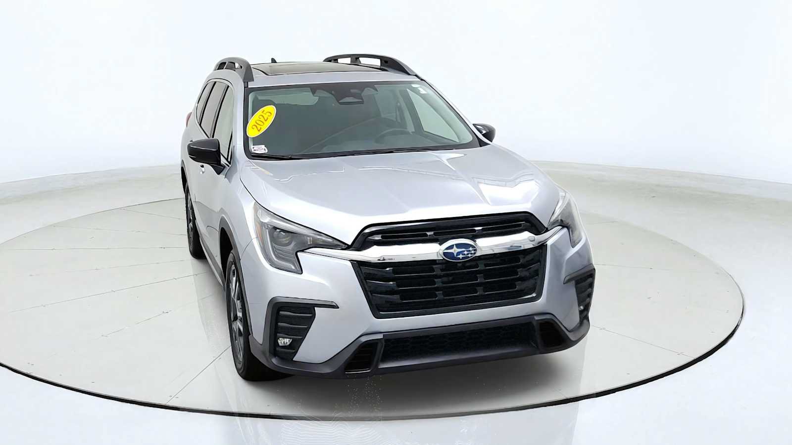 Certified 2025 Subaru Ascent Limited AWD/4WD image 2