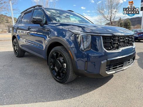 Certified 2025 Kia Sorento SX image 12