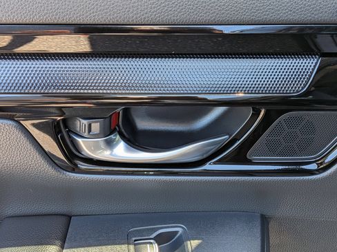Used 2025 Honda CR-V EX-L image 28