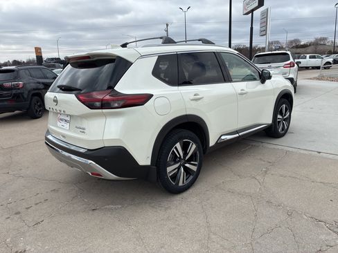 Used 2023 Nissan Rogue Platinum w/ Platinum Premium Package image 7