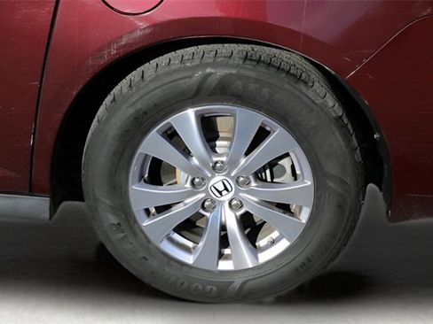 Used 2016 Honda Odyssey SE image 8