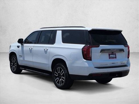 Used 2022 GMC Yukon XL AT4 AWD/4WD image 6