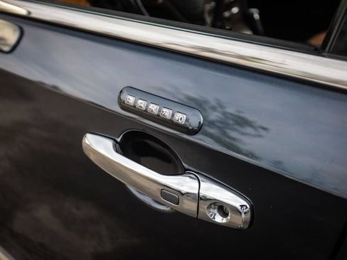 Used 2013 Lincoln MKX AWD image 42