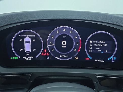 Certified 2026 Porsche Cayenne AWD/4WD image 29