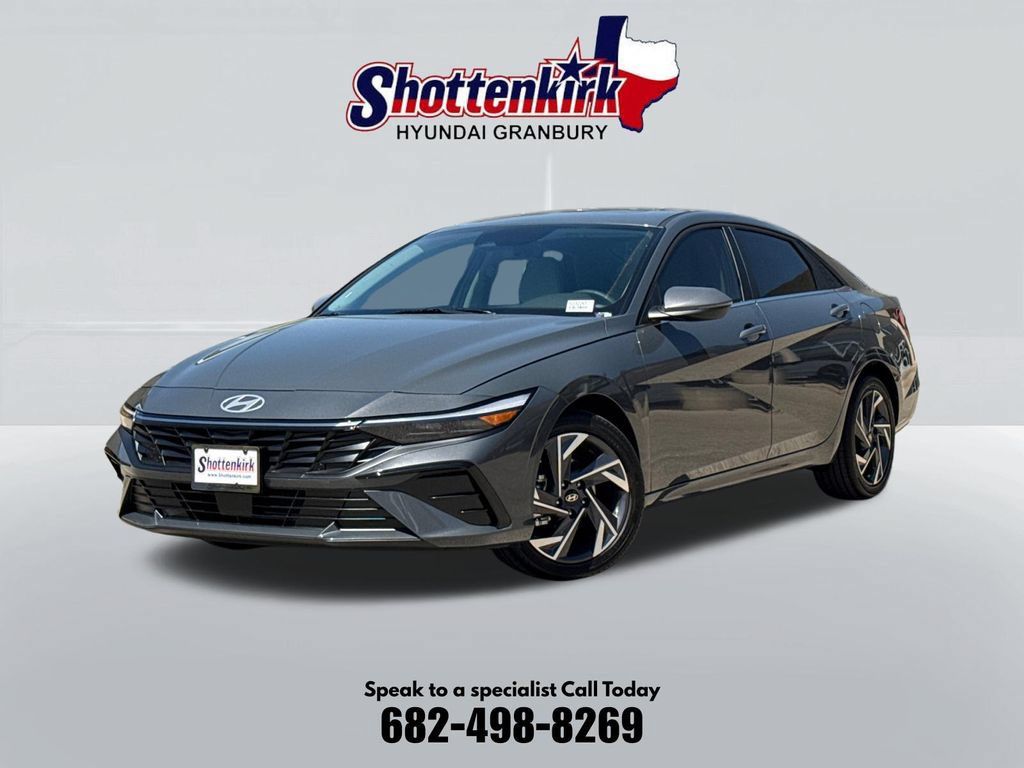 Used 2026 Hyundai Elantra Limited FWD image 1
