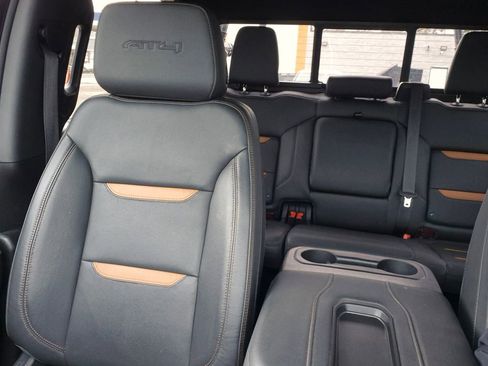 Used 2021 GMC Sierra 1500 AT4 w/ AT4 Preferred Package image 21
