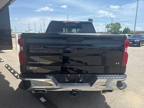 Used 2024 Chevrolet Silverado 1500 LT AWD/4WD image 4